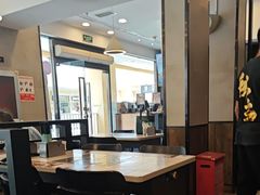 -康师傅私房牛肉面(马泉营奥莱店)