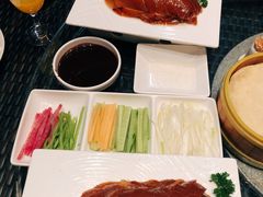 -老街坊美食汇(玉兰大街店)