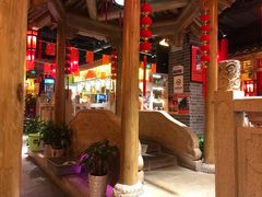-大龙辣火锅·龙虾·烧烤(湖滨新天地店)