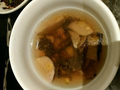 -黔蘑菇四季餐厅(观山湖店)