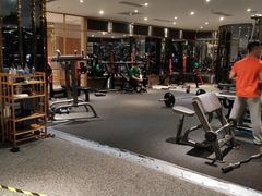 -银吉姆健身(恒隆馆)