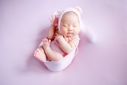 点击看大图 -金色童年新生儿满月摄影(包头店)