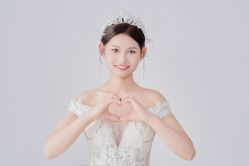 -巴黎春天婚纱摄影(临安店)