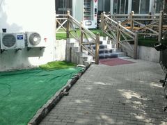 -齐岸健身(花园城店)