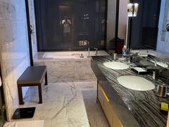-重庆富力艾美酒店