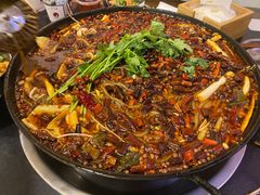 -鸿顺老铁锅美蛙鱼府(解放碑店)