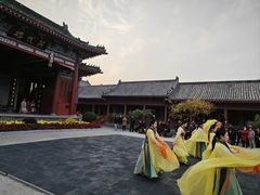 -开封府