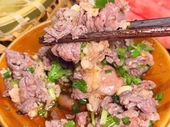 -贵厨酸汤牛肉(花果园国际中心店)