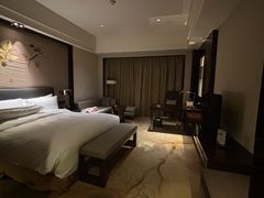-成都保利公园皇冠假日酒店(熊猫基地店)