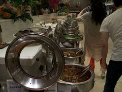 -泉福居酱骨头自助广场(南大街商业步行街店)