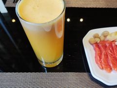 -大中华希尔顿酒店-念自助餐·嗨啤·小龙虾