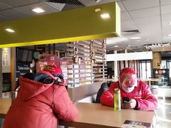大堂-麦当劳(百荣世贸商城店)