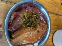 -梁阿婆廿年老牌扣肉糯米饭