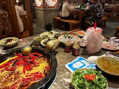 -渝大狮毛肚老火锅(遂宁万达店)