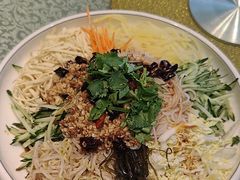 -老码头黑皮肘子锅包肉熏酱水饺(文政街店)