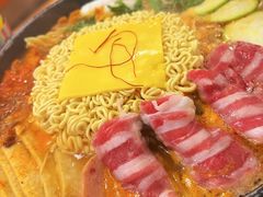 -WOW LUCKY创意韩料(龙阳广场店)