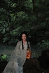 -汉仪华裳汉服馆(打浦桥店)