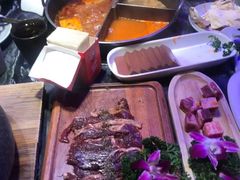 -热火朝天鲜切牛肉火锅(南强街巷店)