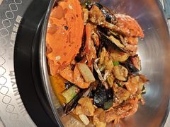 -七欣天香辣蟹火锅(南京建宁路大观天地店)