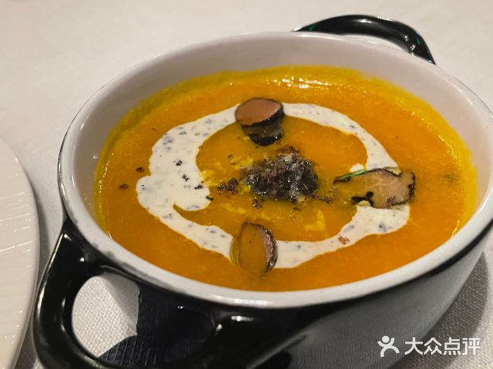 Ponte 意大利餐厅松露南瓜汤图片