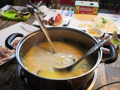 -食德喜·阳山鸡王食研基地