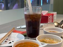 -海底捞火锅(新松江路生日主题店)