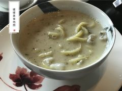 黄鱼煨面-杭州西子湖四季酒店·金沙厅