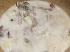 -滇香肴·云南菜蒸汽石锅鱼(云南北路店)
