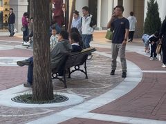 -Longchamp(佛罗伦萨小镇奥特莱斯店)