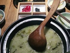 -九锅一堂酸菜鱼(万达广场店)