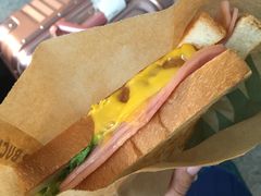 芝士火腿三明治-星巴克(北京南站第三店)