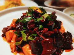 融.炆火牛肉-融和里(华润·二十四城店)
