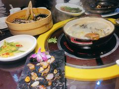 -黑鸡小馆(金源店)