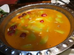 -春天里·老街坊餐厅(港隆广场店)