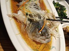 -黄泥岗·地道湖北菜(奥特莱斯店)