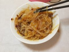 -舟舟刮凉粉