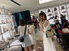 -Gucci(时代广场店)