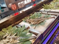 -黑金·寻焰自助百汇·烤肉·火锅(中街店)