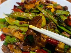 -柴窝堡22号辣子鸡·传承新疆菜