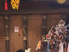 -暴风岛沉浸式体验馆(百联世纪店)