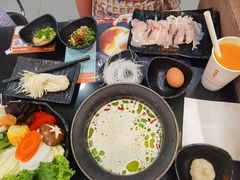 -呷哺呷哺(枫蓝国际店)
