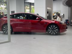 -TESLA 特斯拉(广州天环广场体验店)