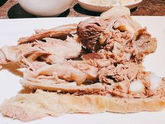 手抓羊肉-贯贯吉·清真餐厅(浙江中路店)