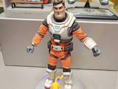 -泡泡玛特POPMART(蓝色港湾店)