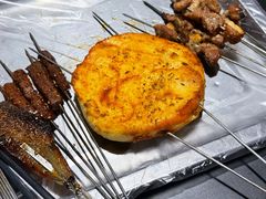 -小山羊功夫串·泰安烧烤·海鲜小炒老地摊店