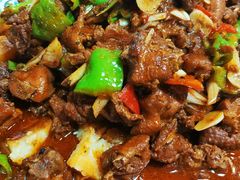 大盘土鸡-歹歹的加个面过油肉拌面