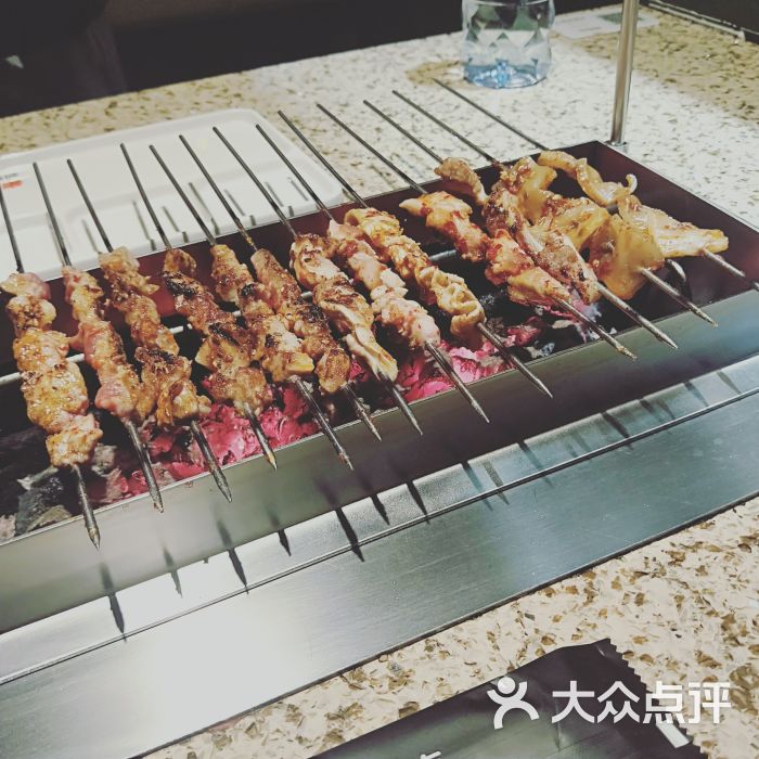 丰茂烤串l羊肉现穿才好吃(团结路店)