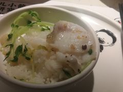 -江渔儿酸菜鱼·拔草餐厅(虎门君乐汇店)