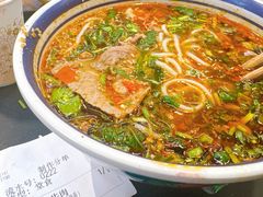 -云阿蛮云南生烫牛肉米线(奉贤路店)