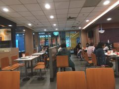 大堂-麦当劳(小白楼店)